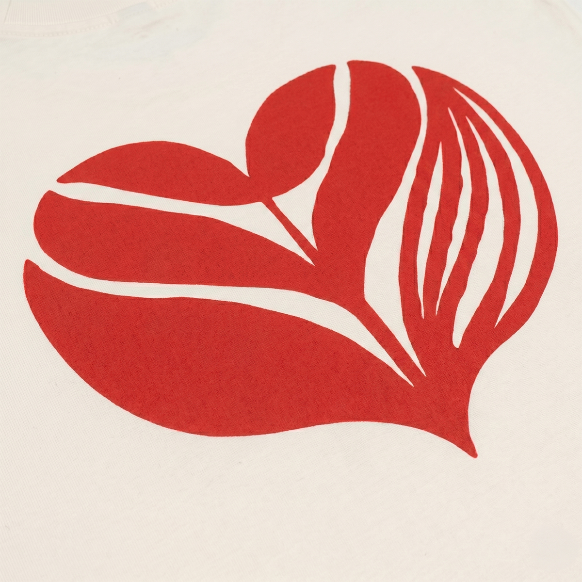 MAGENTA LOVE TEE NATURAL - Tôpette Skateboards & Lifestyle